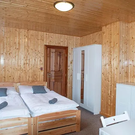Adlerka Alpesi faház